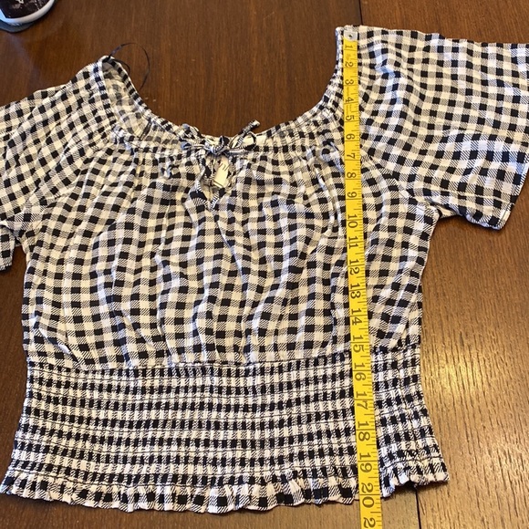 Pink Rose Black GinghamTop Size Medium - Picture 12 of 13